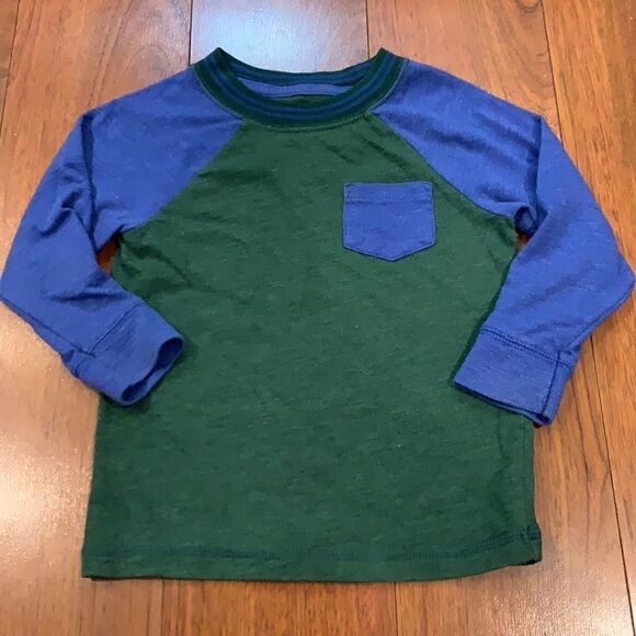 Cat & Jack Green & Blue Raglan Tee 18 Months - Picture 1 of 2